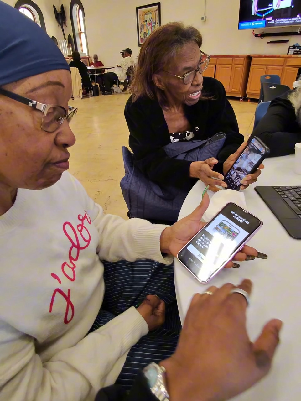 Older adults learning together at a Senior Saturdays session